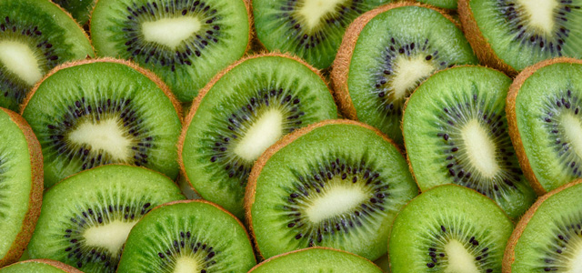 Denti più sani con i kiwi